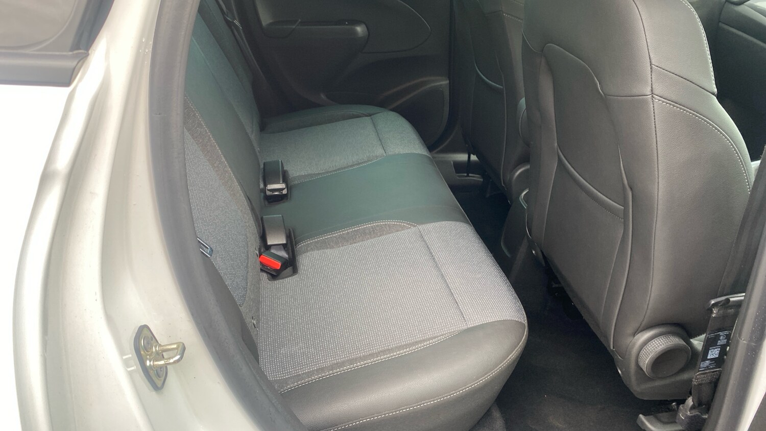 Used Vauxhall Crossland 2021 for sale - 78177368: Photo 28