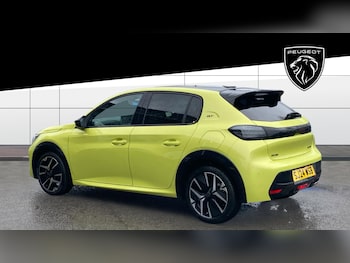 Used Peugeot 208 2024 for sale - 77999247: Photo