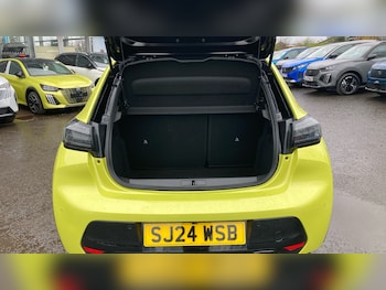 Used Peugeot 208 2024 for sale - 77999247: Photo