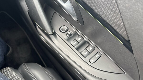 Used Peugeot 208 2022 for sale - 76219600: Photo 24