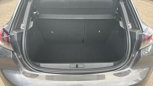 Used Peugeot 208 2022 for sale - 76219600: Photo 4