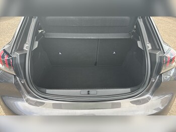 Used Peugeot 208 2022 for sale - 76219600: Photo 4