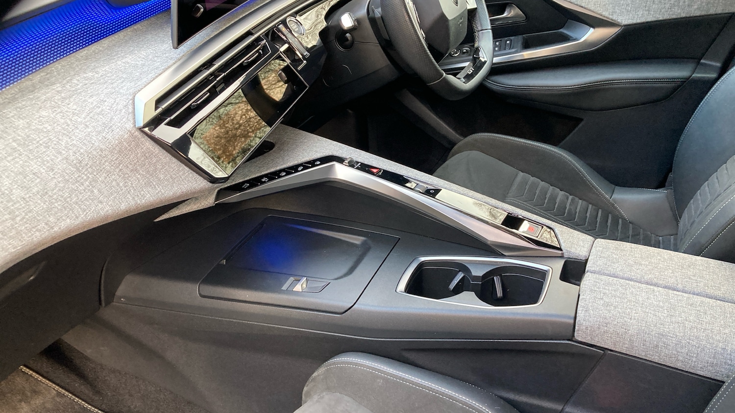 Used Peugeot 3008 2024 for sale - 76554892: Photo 13