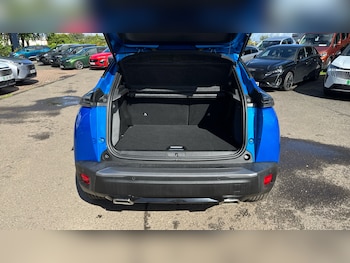 Used Peugeot 2008 2024 for sale - 78804043: Photo