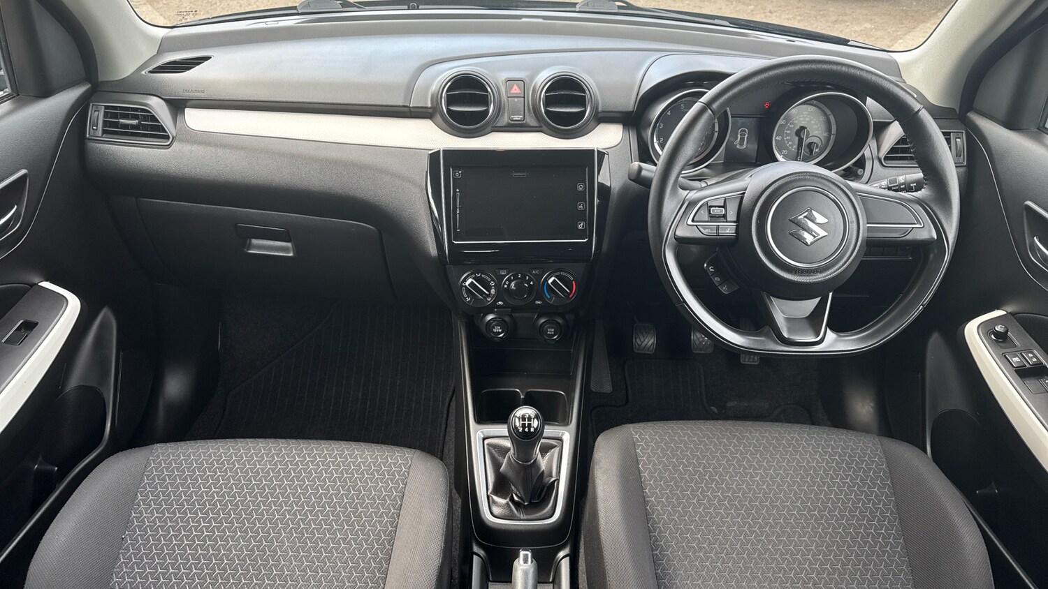 Used Suzuki Swift 2020 for sale - 77742501: Photo 10