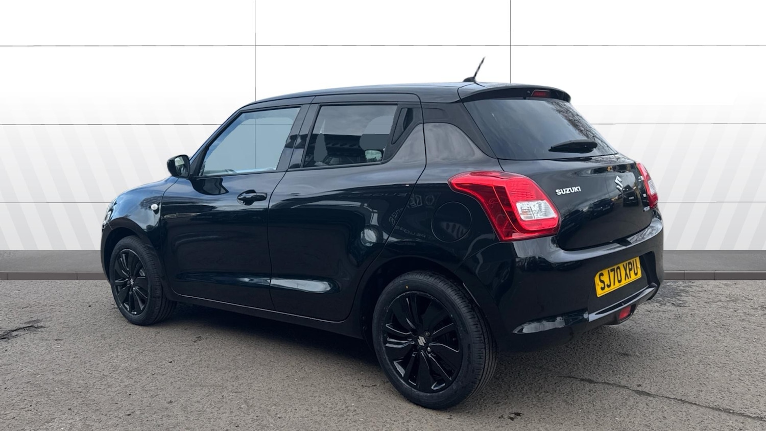 Used Suzuki Swift 2020 for sale - 77742501: Photo 2