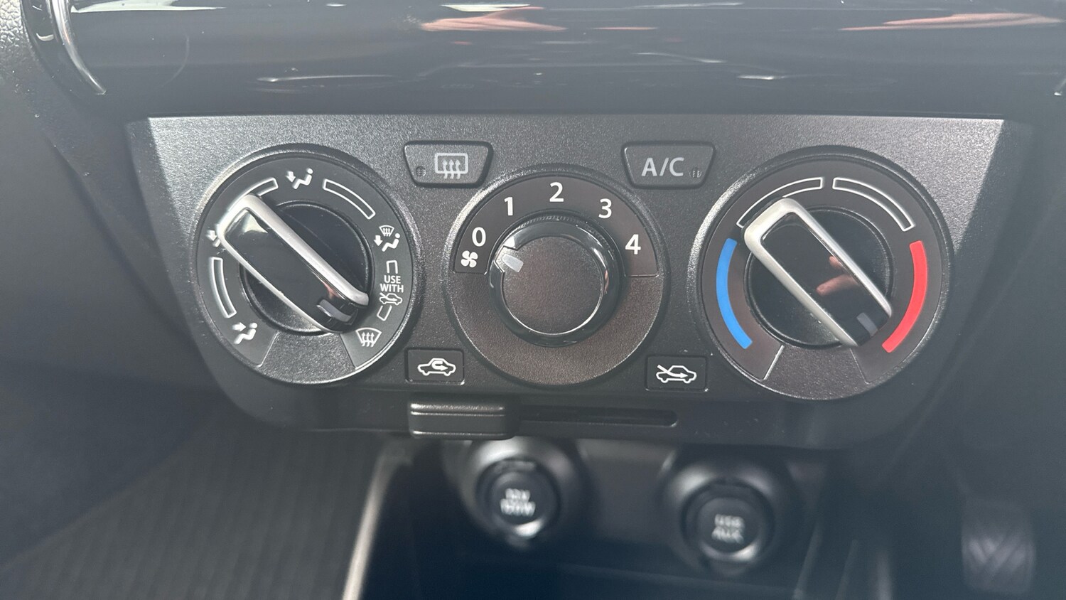 Used Suzuki Swift 2020 for sale - 77742501: Photo 34