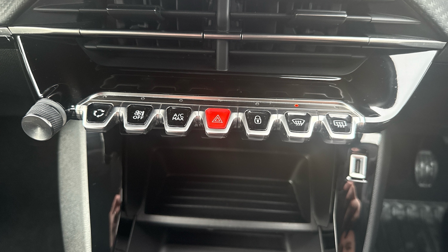 Used Peugeot 208 2022 for sale - 77151927: Photo 29