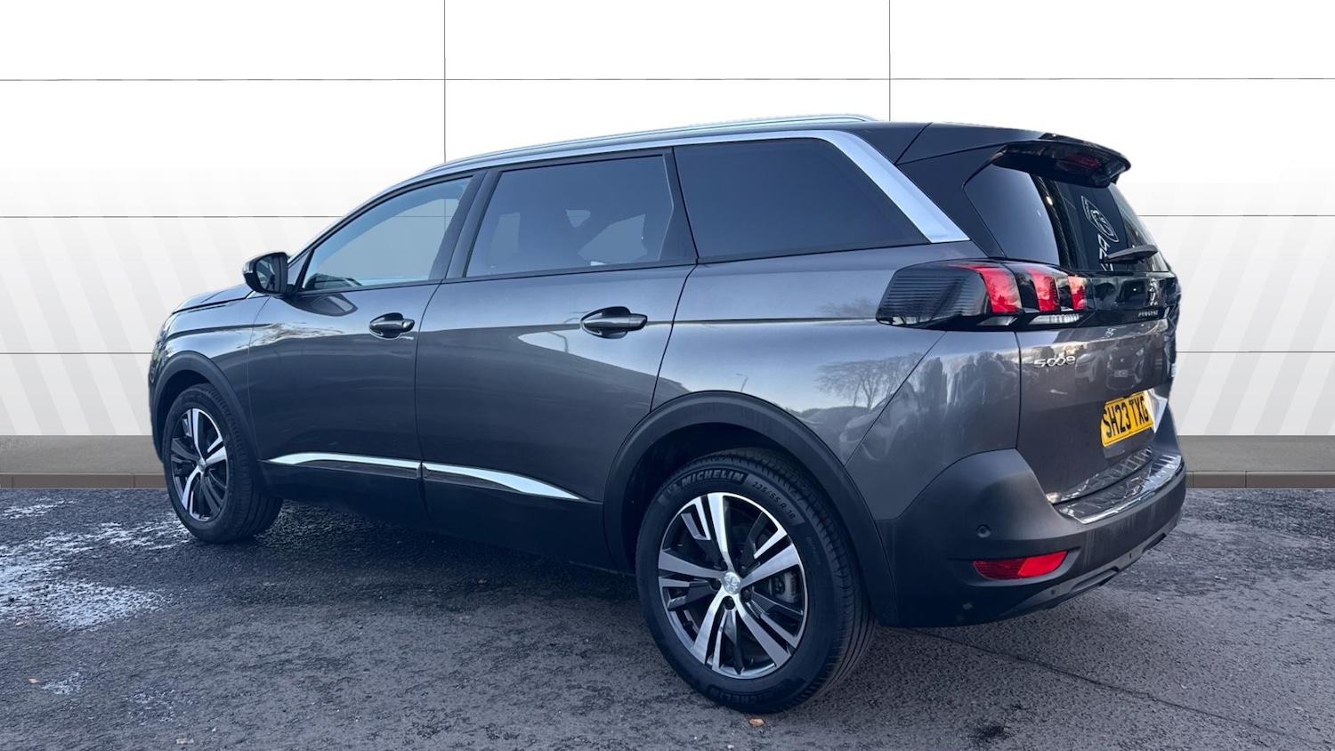 Used Peugeot 5008 2023 for sale - 76627832: Photo 2