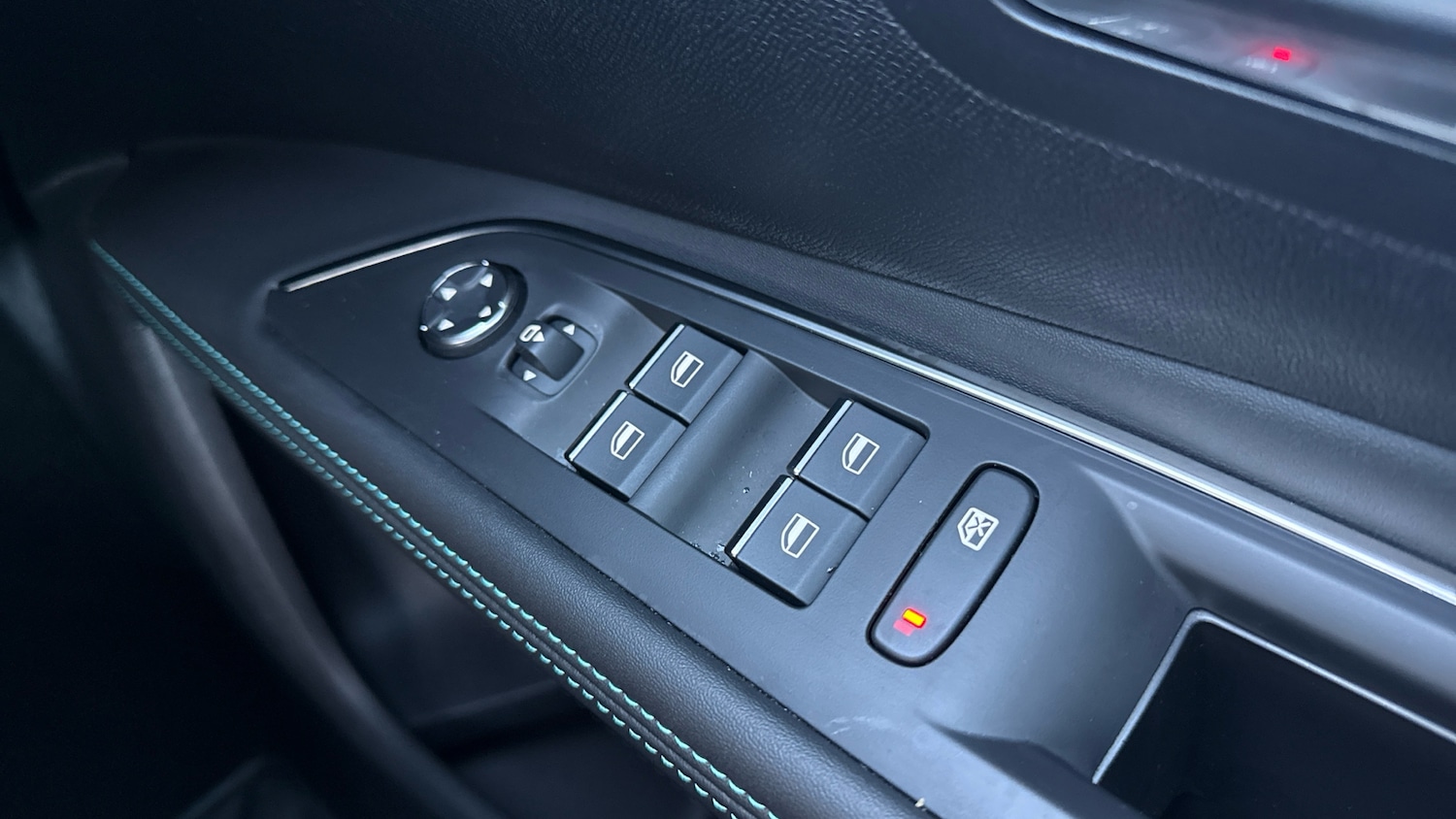 Used Peugeot 5008 2023 for sale - 76627832: Photo 23