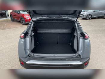 Used Peugeot 2008 2024 for sale - 77950290: Photo