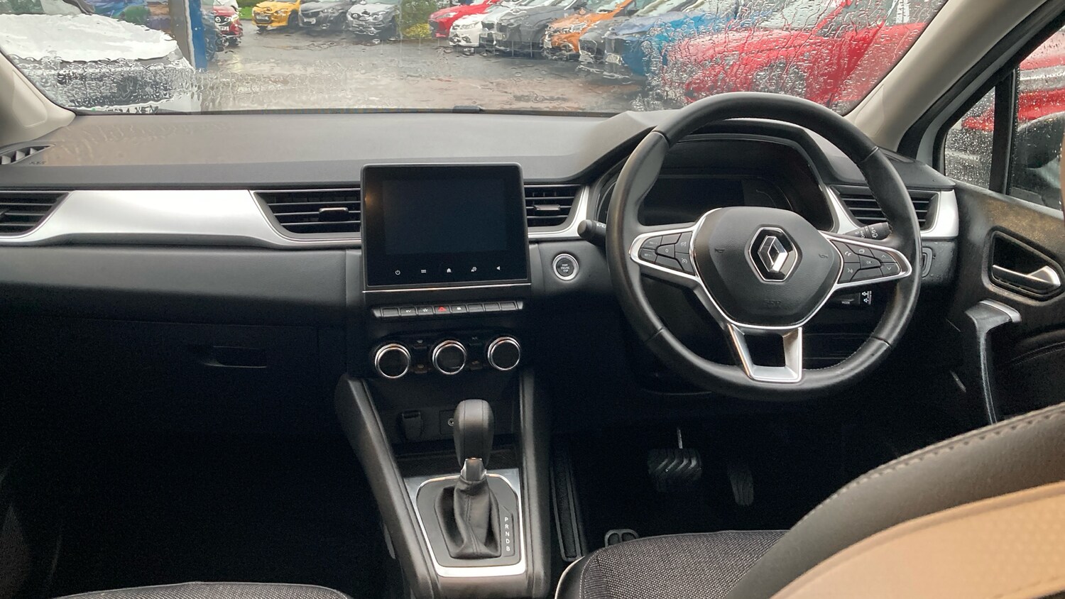 Used Renault Captur 2024 for sale - 76452632: Photo 10