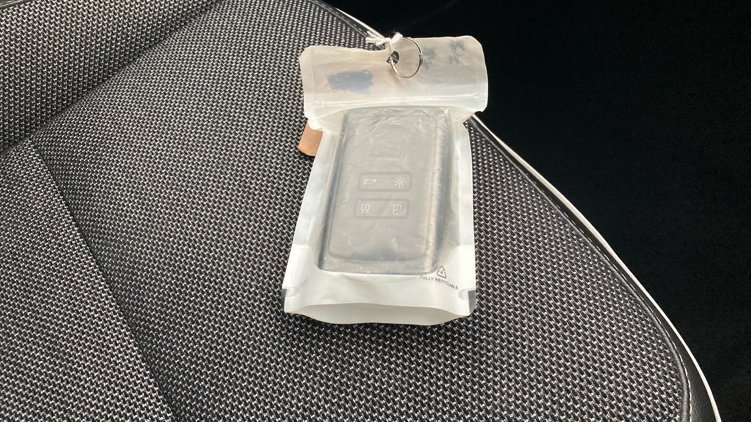 Used Renault Captur 2024 for sale - 76452632: Photo 20