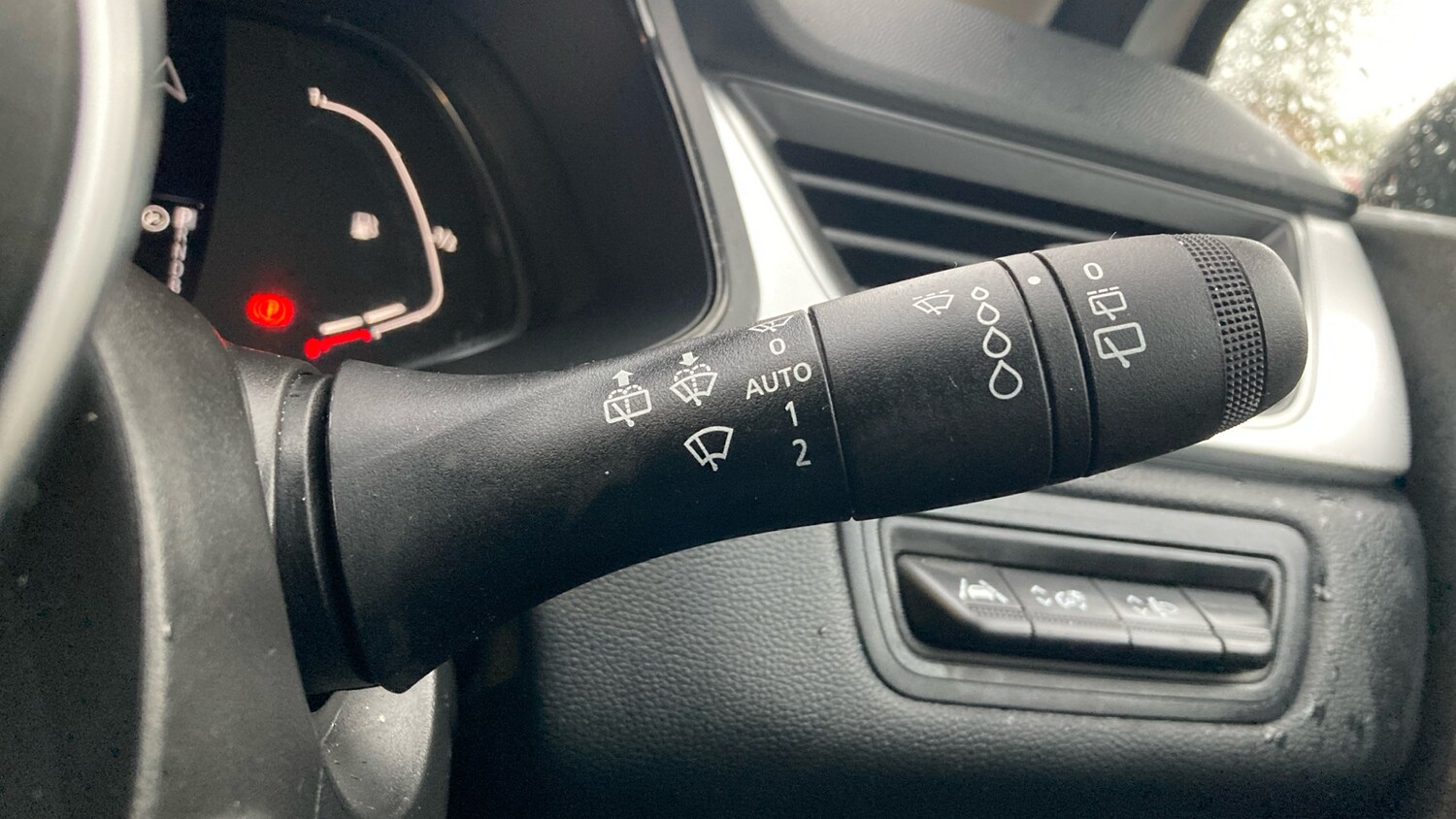 Used Renault Captur 2024 for sale - 76452632: Photo 33