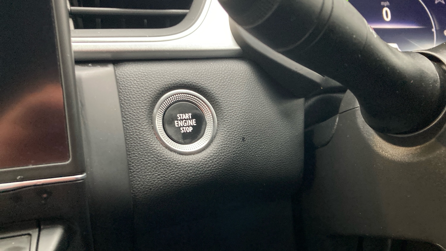 Used Renault Captur 2024 for sale - 76452632: Photo 35