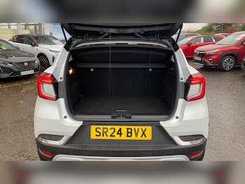 Used Renault Captur 2024 for sale - 76452632: Photo