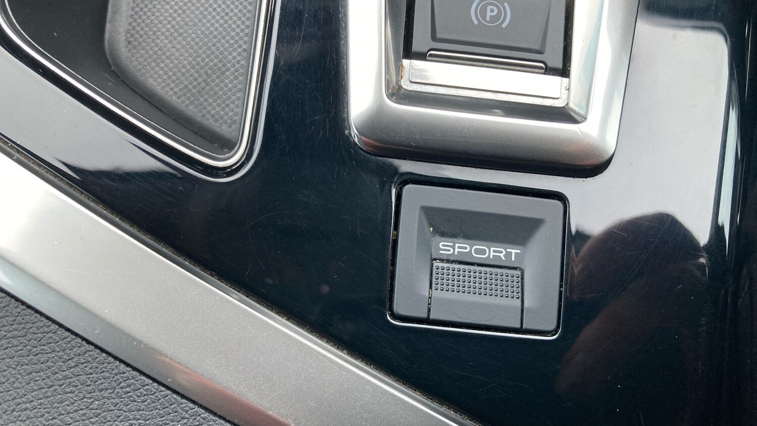 Used Peugeot 3008 2018 for sale - 77570567: Photo 23