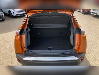 Used Peugeot 2008 2023 for sale - 78956519: Photo