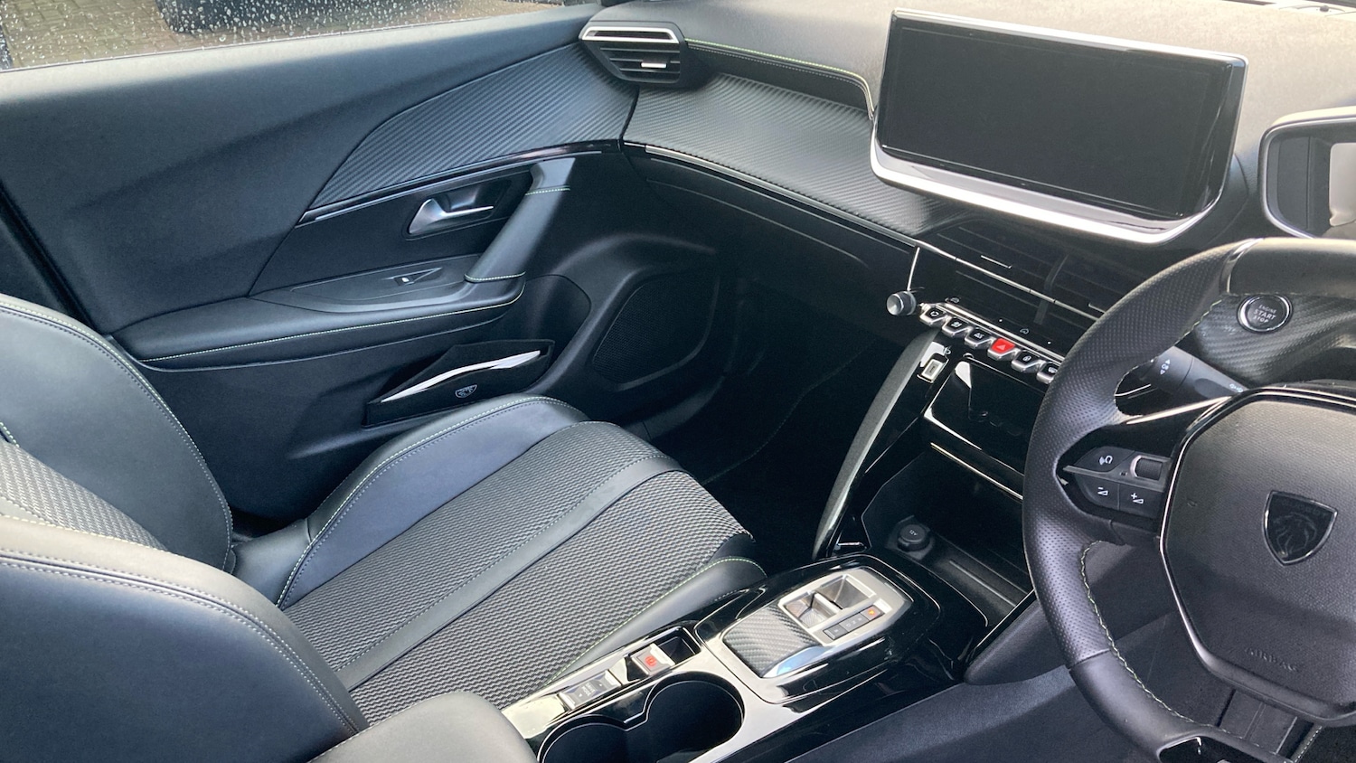 Used Peugeot 2008 2024 for sale - 76862275: Photo 14