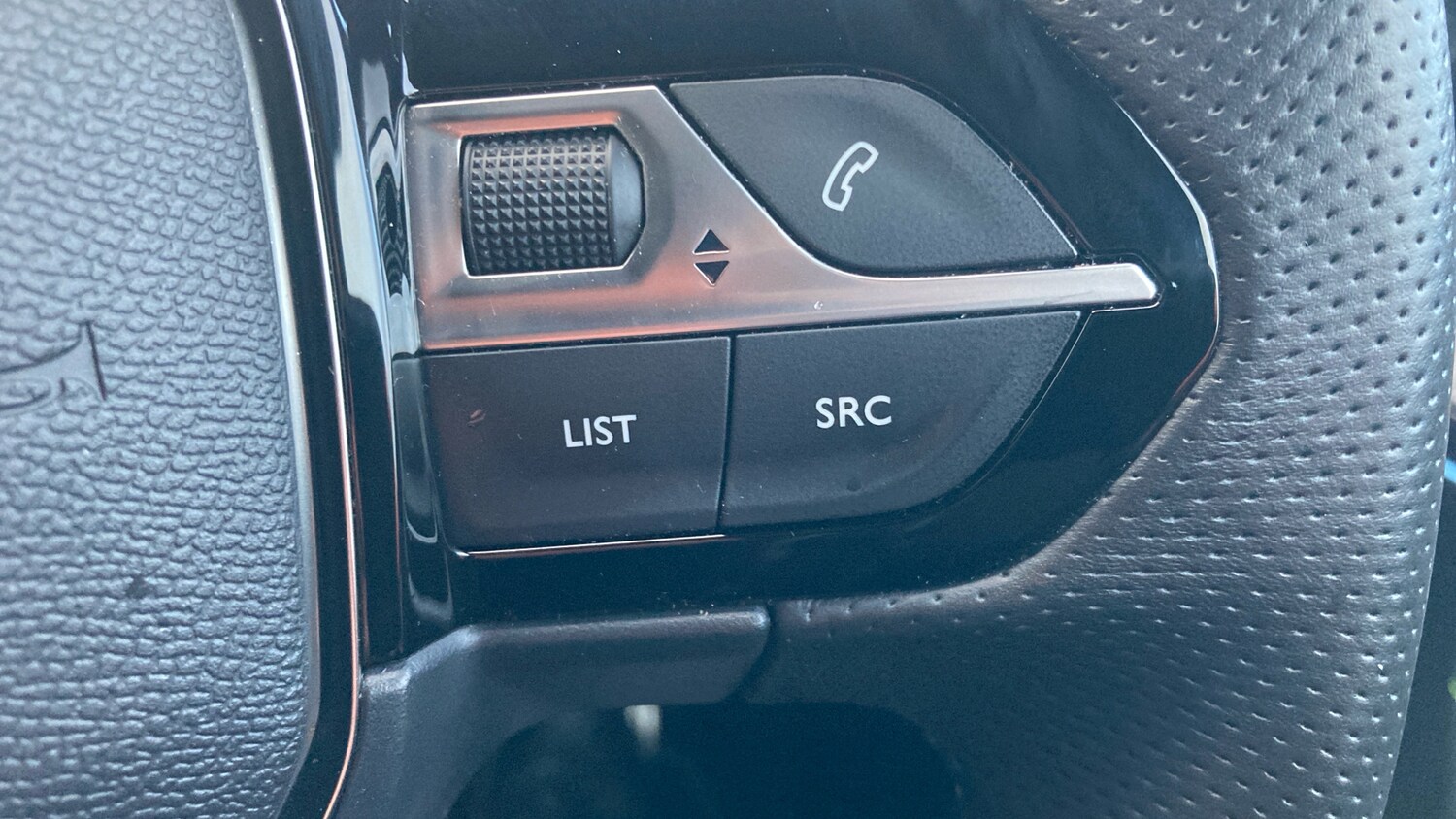 Used Peugeot 2008 2024 for sale - 76862275: Photo 26