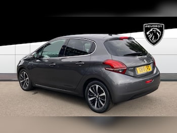 Used Peugeot 208 2019 for sale - 79311184: Photo