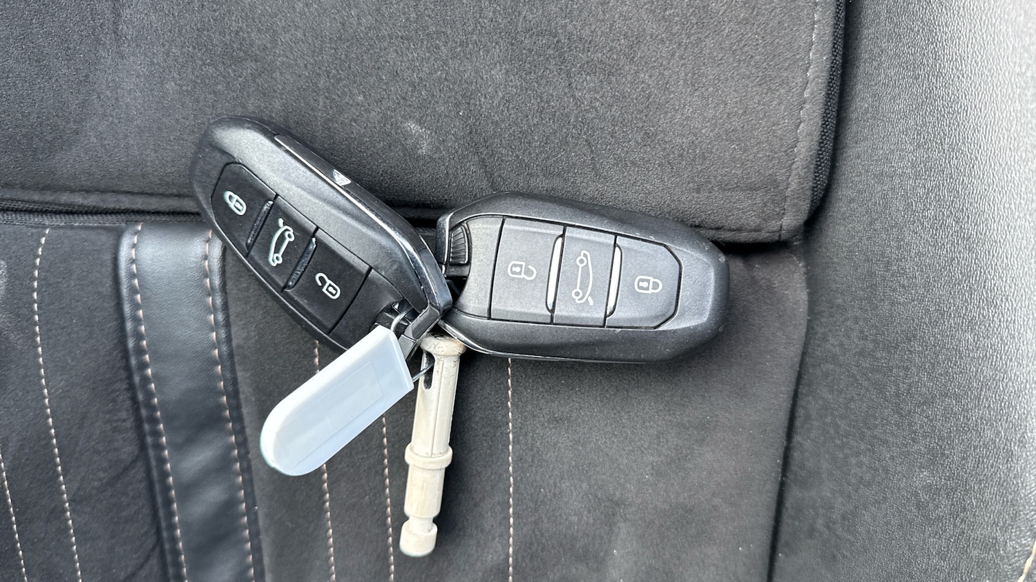 Used Peugeot 5008 2022 for sale - 77983867: Photo 20