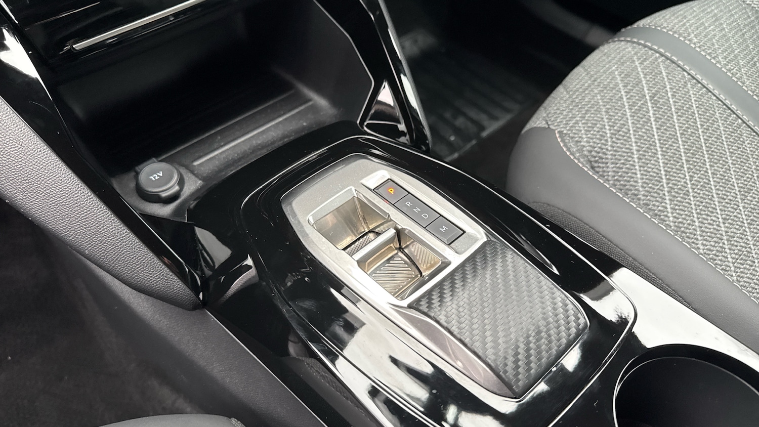 Used Peugeot 2008 2025 for sale - 76862230: Photo 13