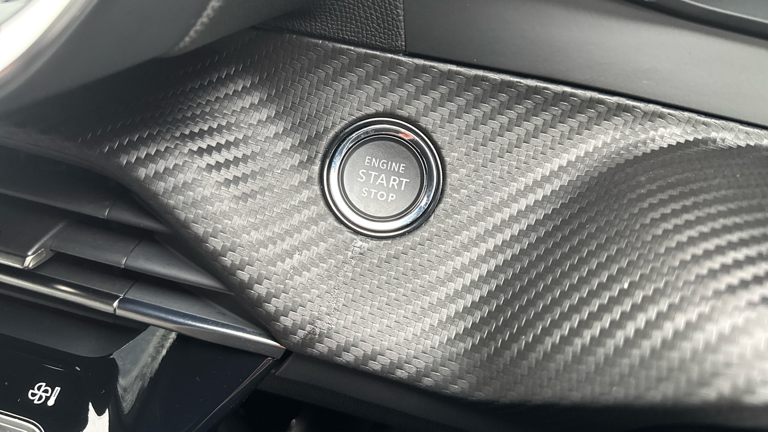 Used Peugeot 2008 2025 for sale - 76862230: Photo 24