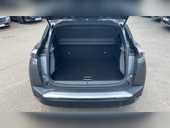 Used Peugeot 2008 2023 for sale - 77452999: Photo