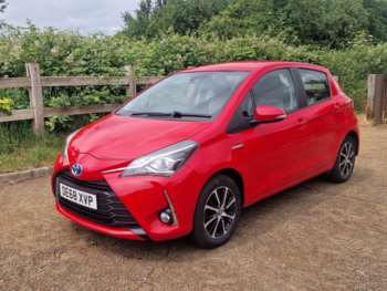 Used Toyota Yaris 2019 for sale - 74899658: Photo