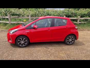 Used Toyota Yaris 2019 for sale - 74899658: Photo