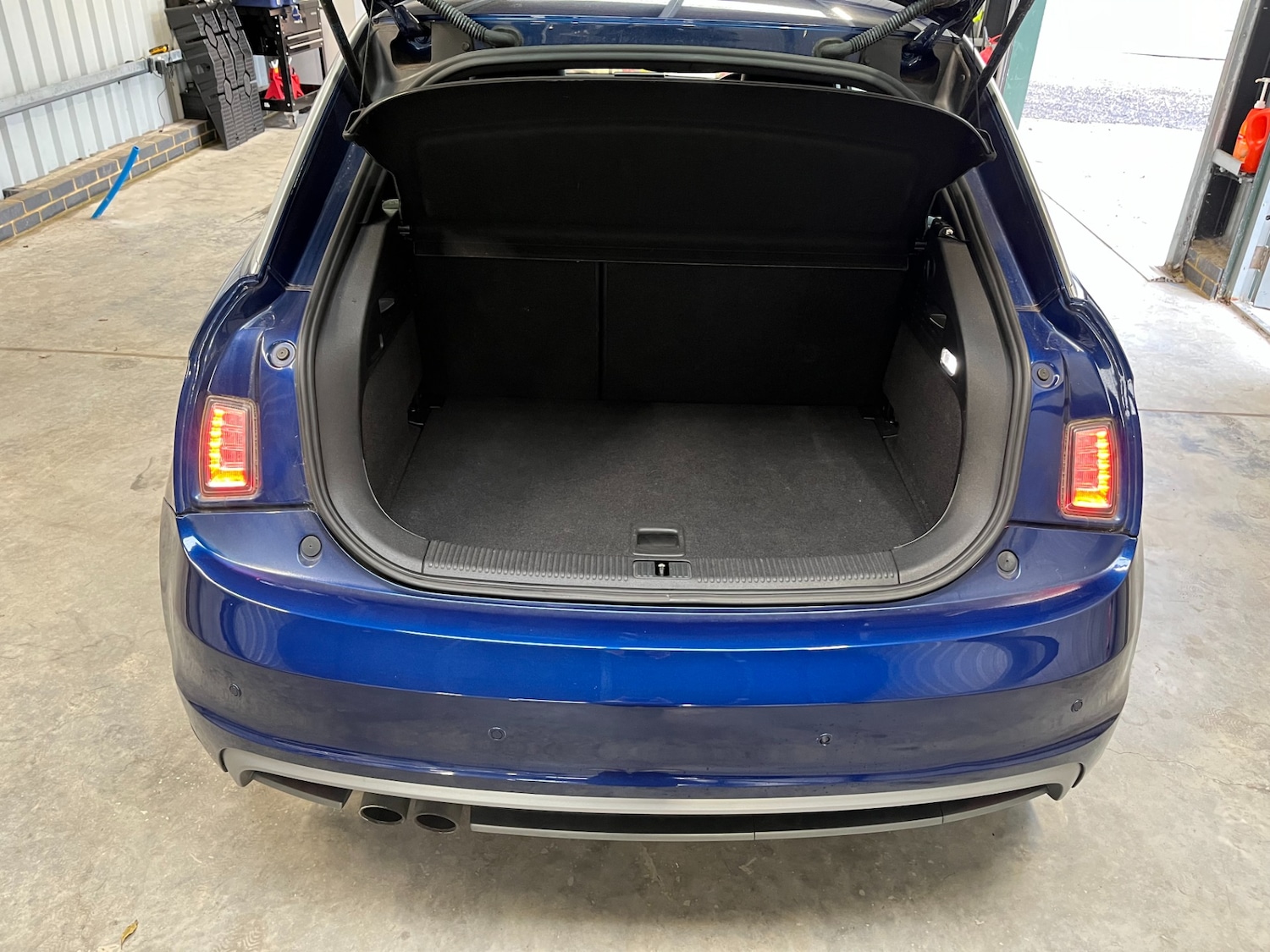 Used Audi A1 2014 for sale - 76594350: Photo 16