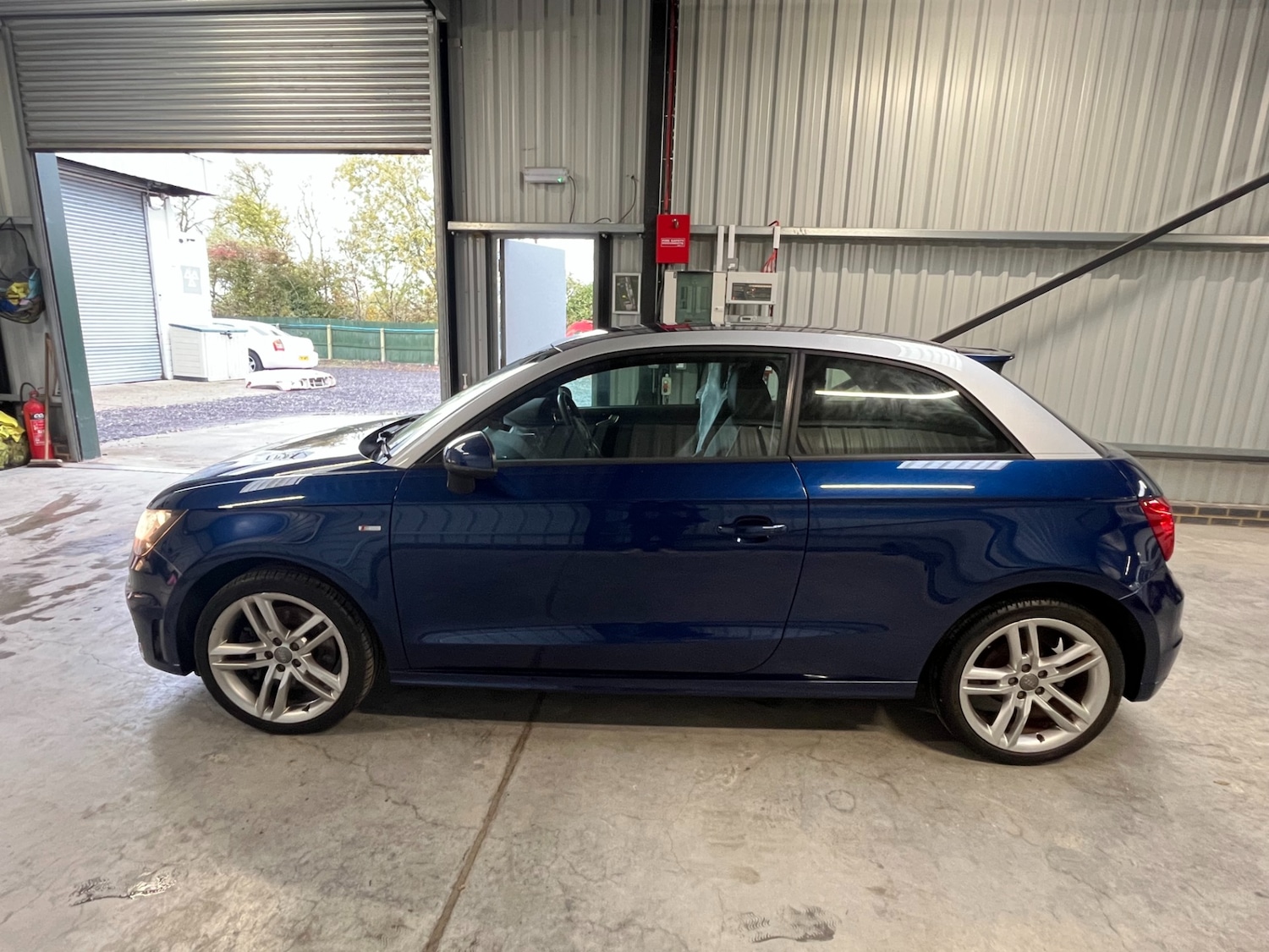 Used Audi A1 2014 for sale - 76594350: Photo 6