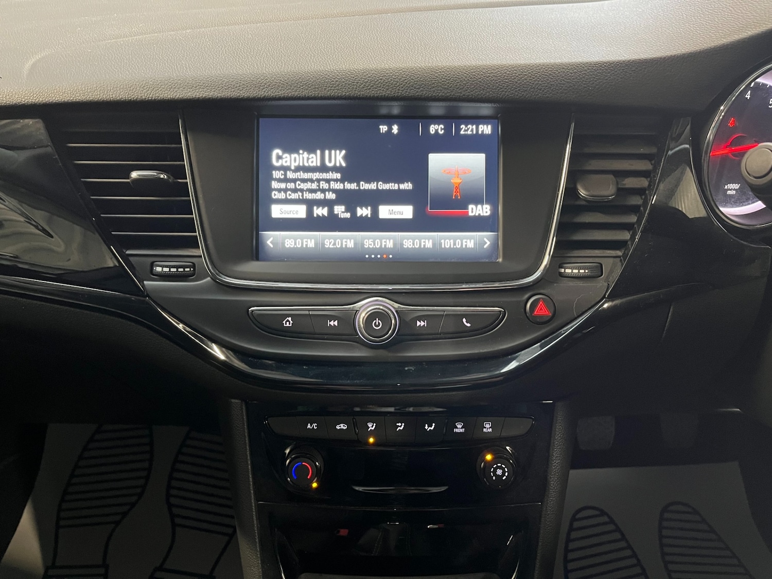 Used Vauxhall Astra 2018 for sale - 76648247: Photo 19