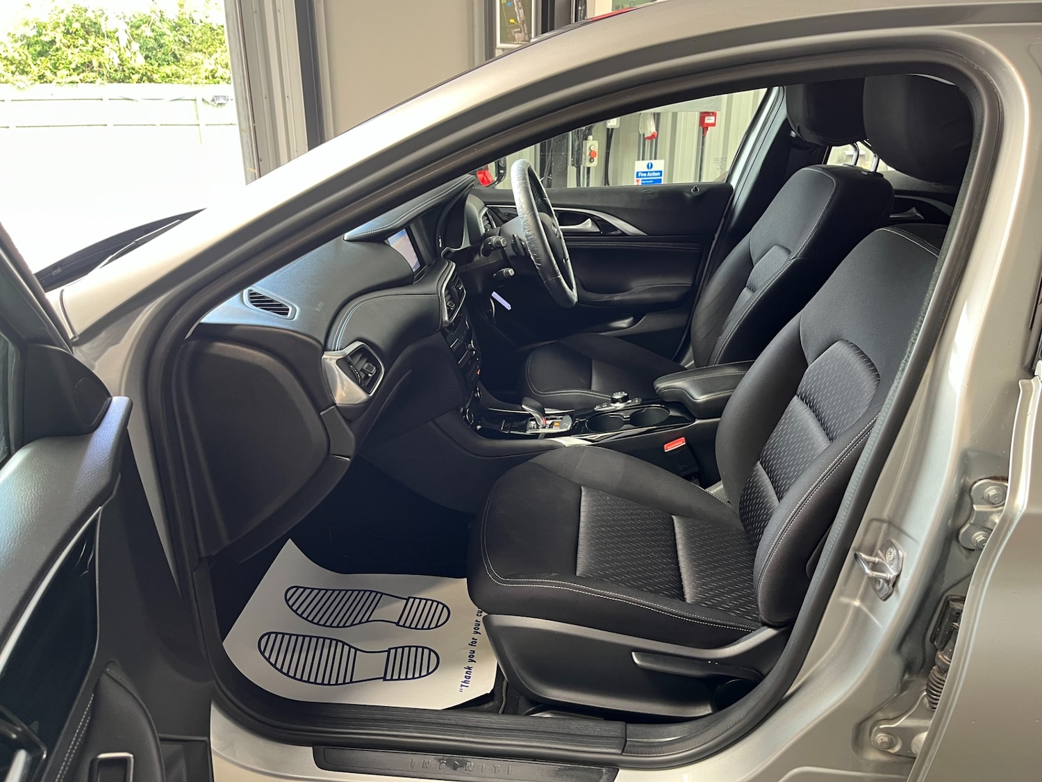 Used Infiniti Q30 2018 for sale - 76571411: Photo 14