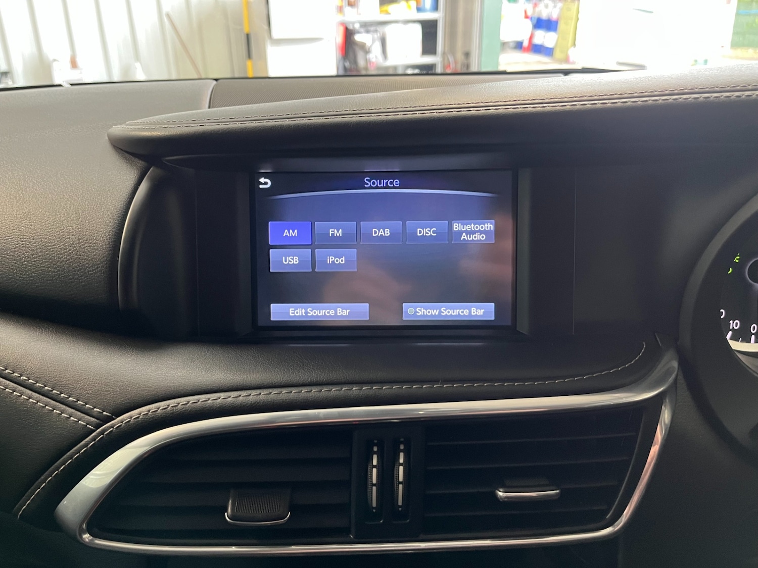 Used Infiniti Q30 2018 for sale - 76571411: Photo 28