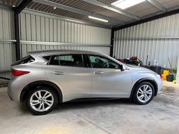 Used Infiniti Q30 2018 for sale - 76571411: Photo