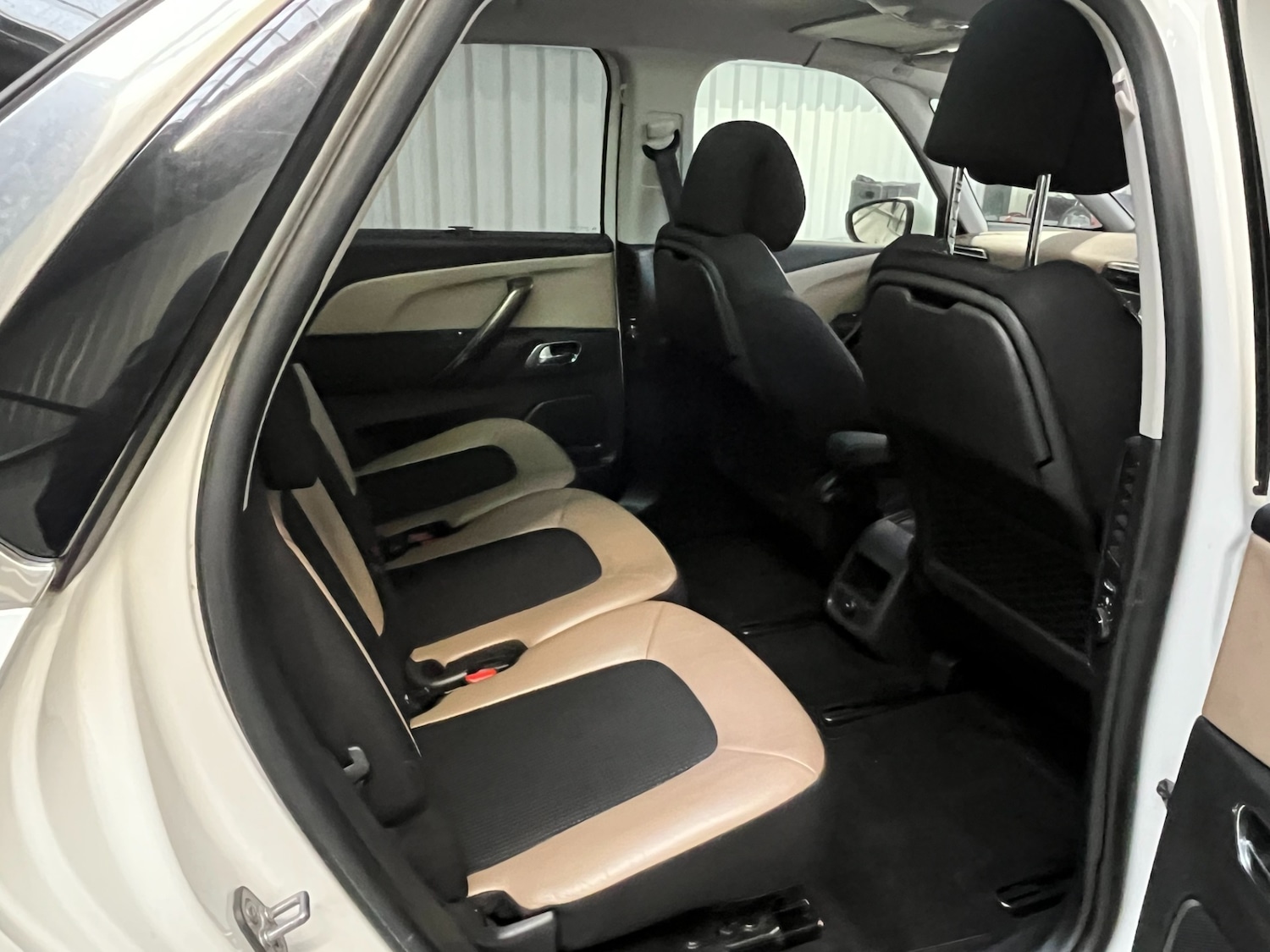 Used Citroen C4 Picasso 2015 for sale - 76571328: Photo 17