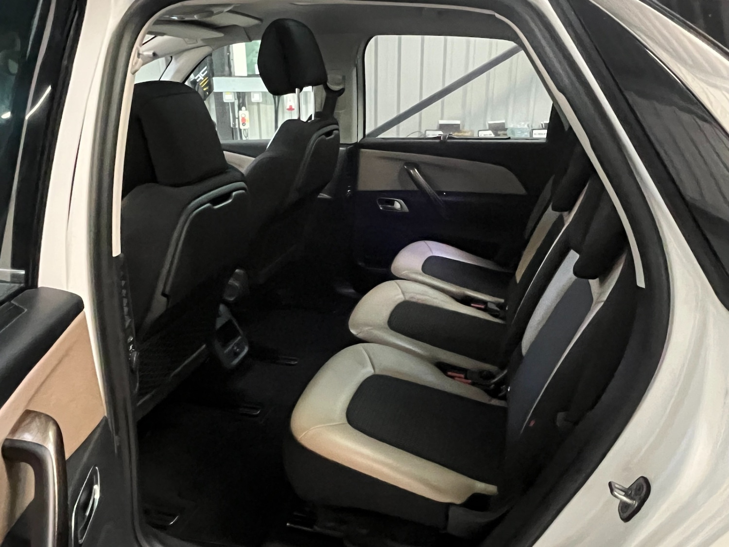 Used Citroen C4 Picasso 2015 for sale - 76571328: Photo 20