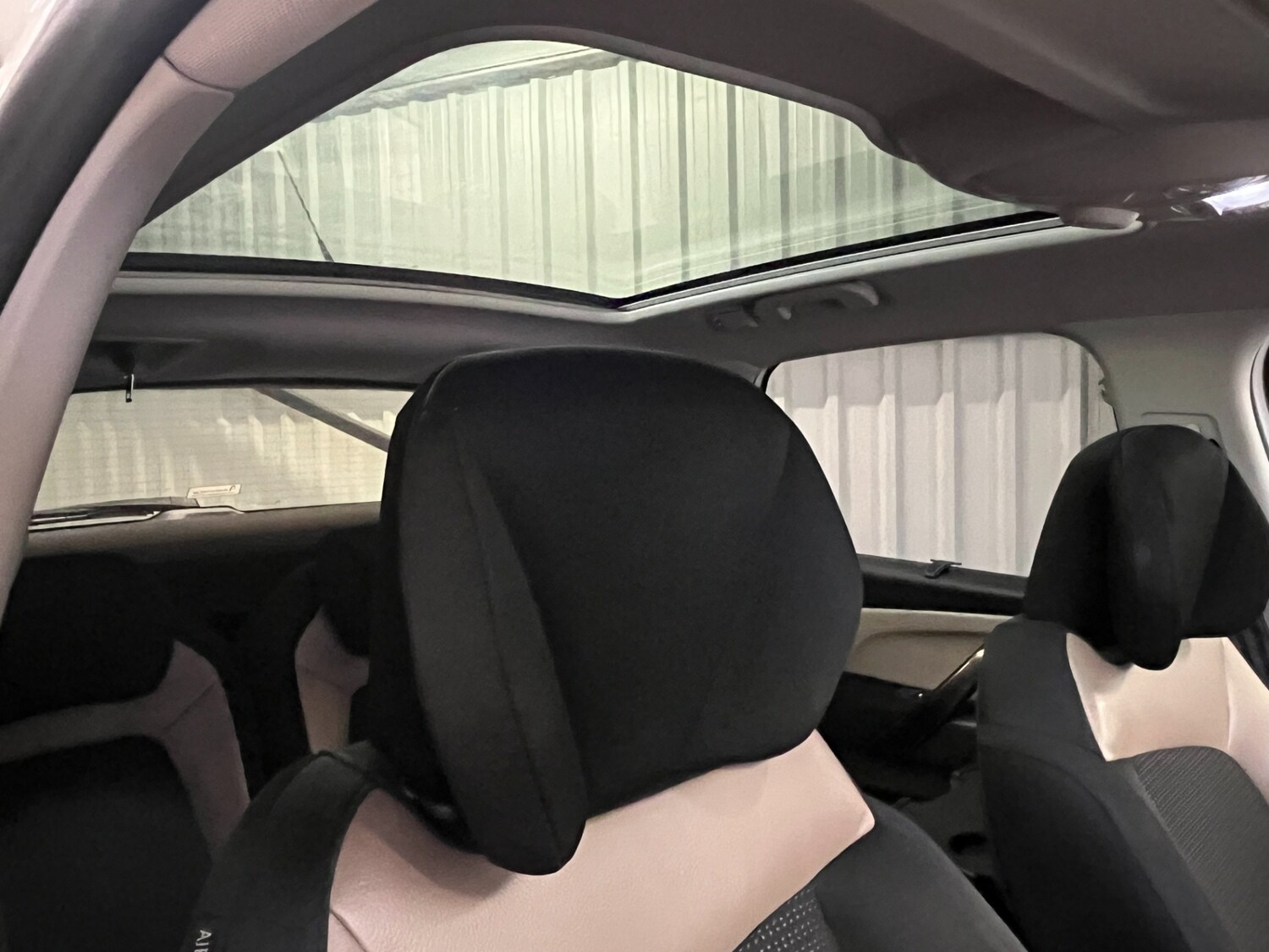 Used Citroen C4 Picasso 2015 for sale - 76571328: Photo 26