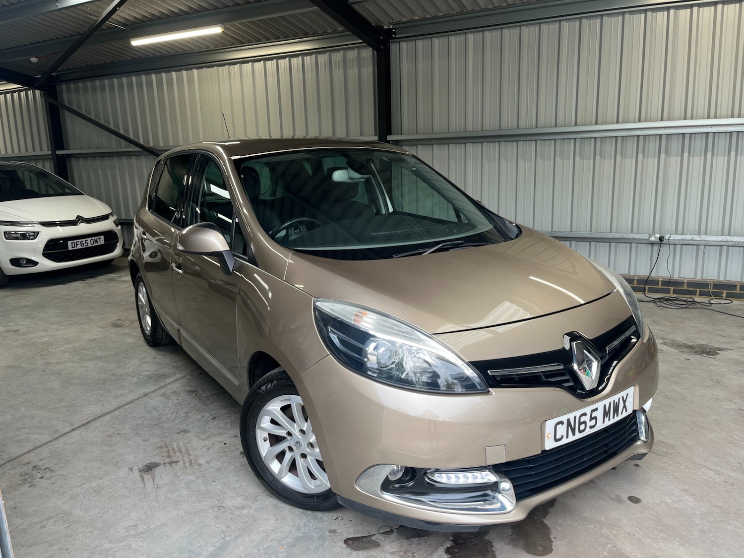 Used Renault Scenic 2015 for sale - 76571430: Photo 1