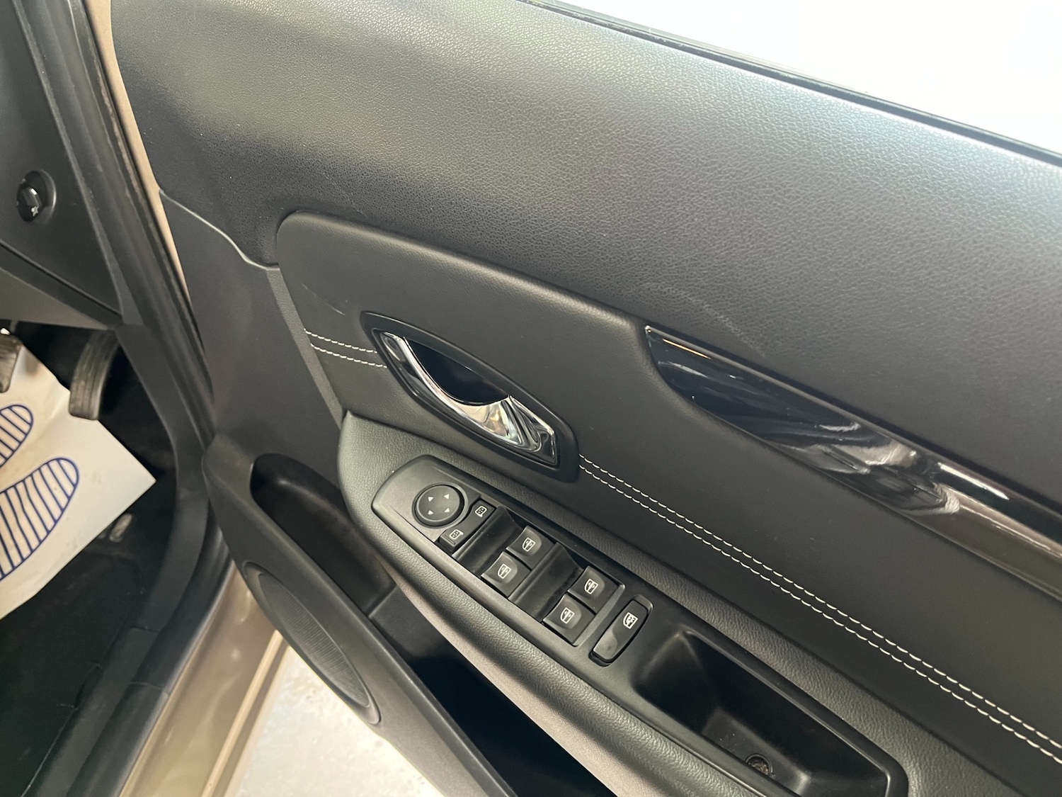 Used Renault Scenic 2015 for sale - 76571430: Photo 18