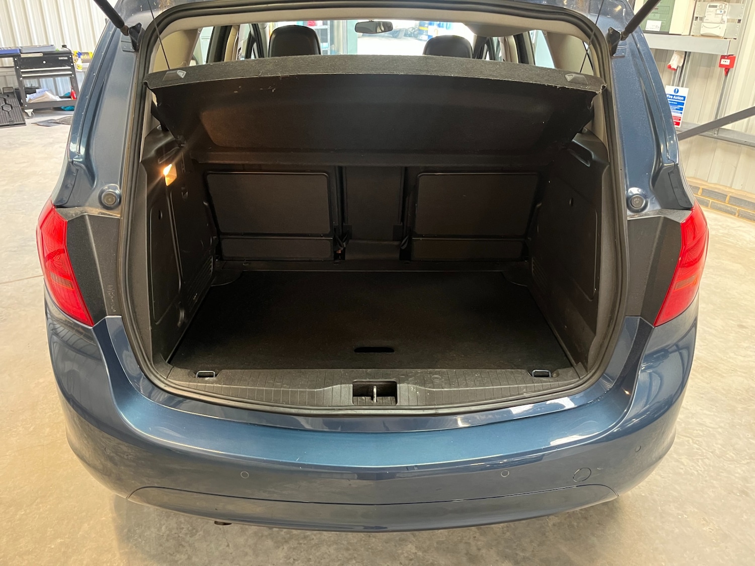 Used Vauxhall Meriva 2014 for sale - 76571391: Photo 15