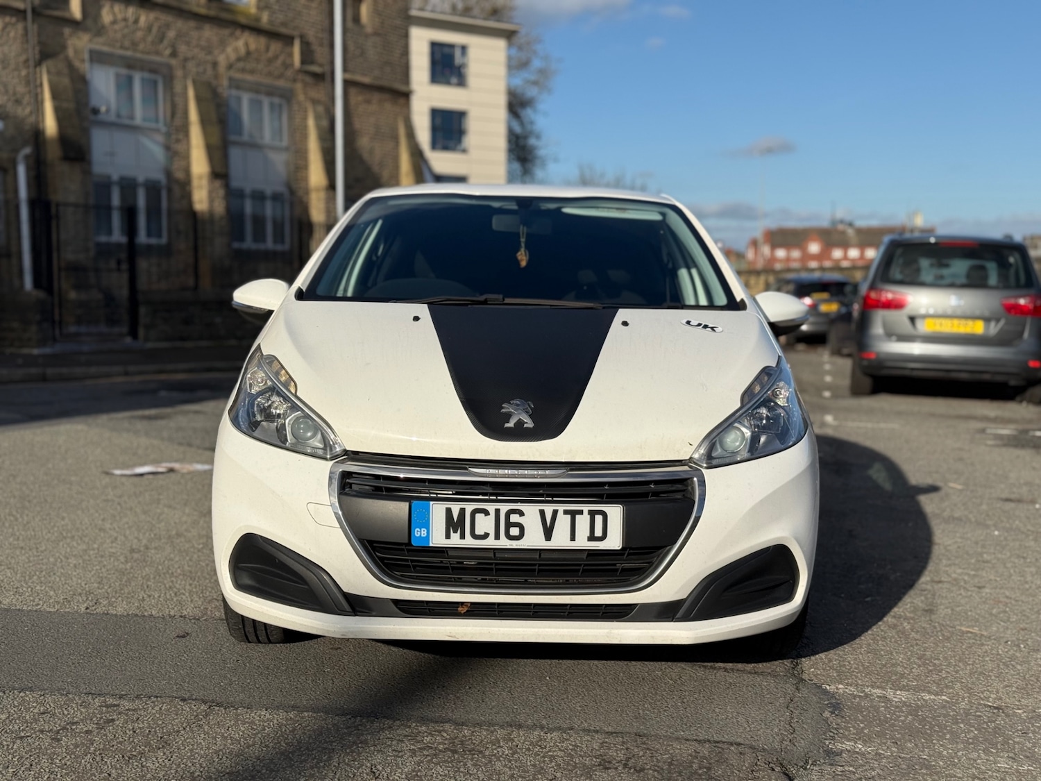 Used Peugeot 208 2016 for sale - 76596656: Photo 2