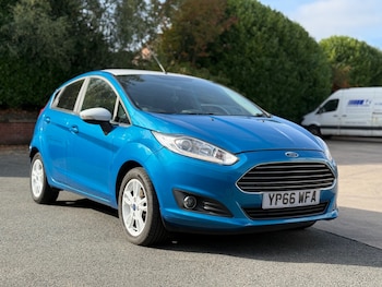 2016 (66) - 1.25 82 Zetec Blue 5dr