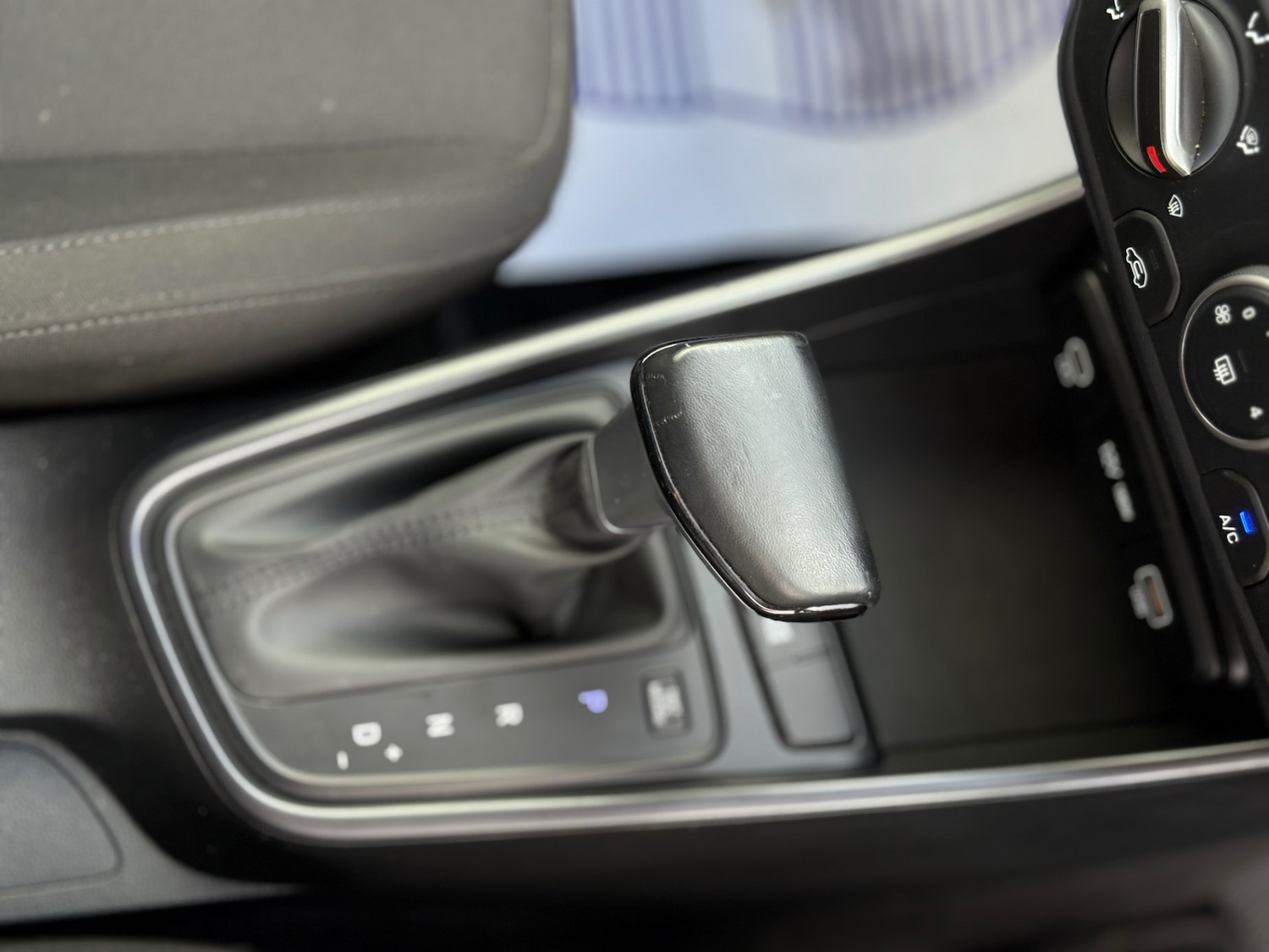 Used Hyundai i20 2024 for sale - 76422424: Photo 15