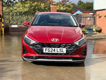 Used Hyundai i20 2024 for sale - 76422424: Photo