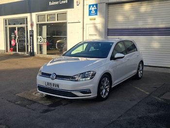 Used Volkswagen Golf 2019 for sale - 76522054: Photo
