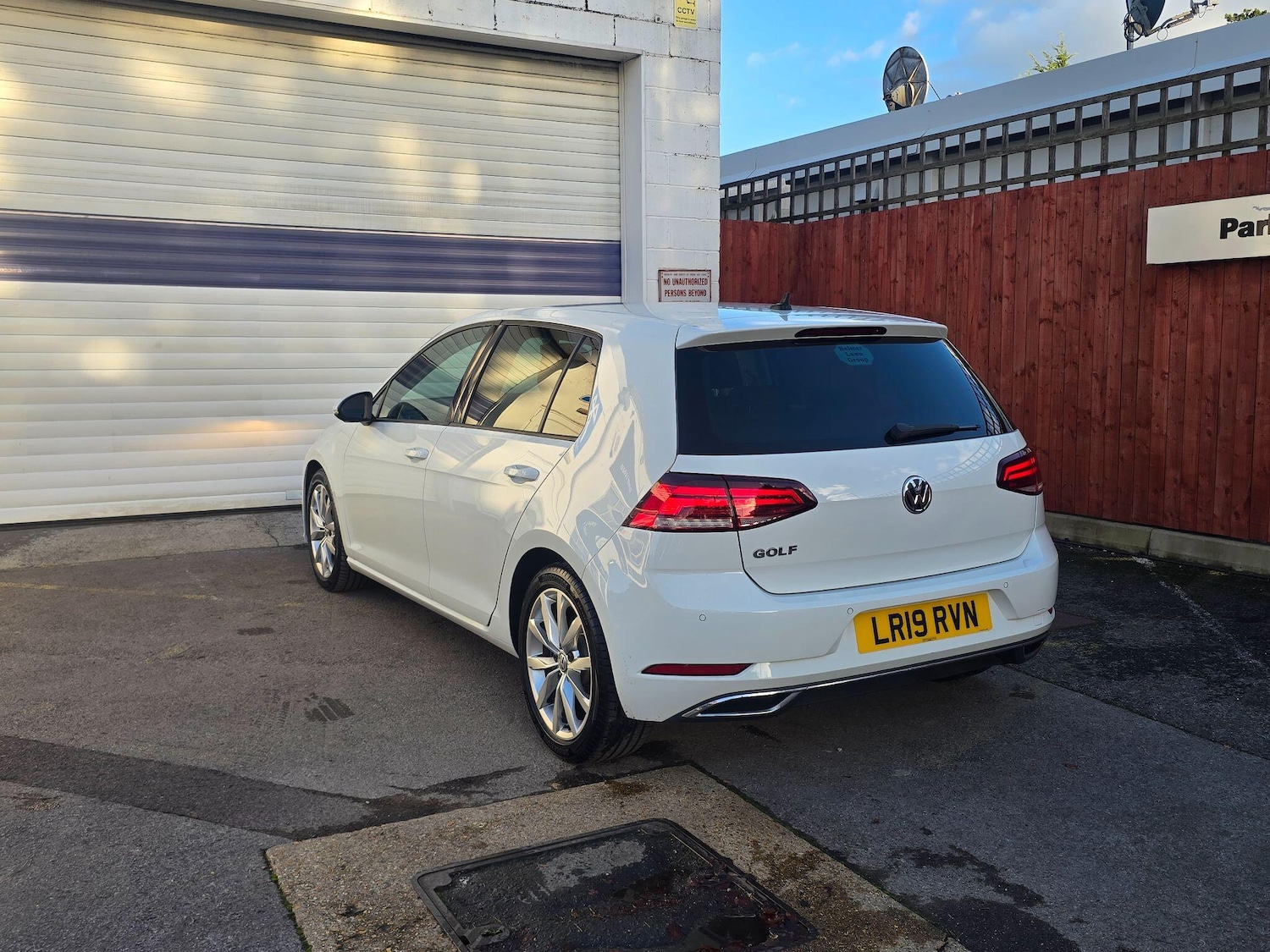 Used Volkswagen Golf 2019 for sale - 76522054: Photo 4