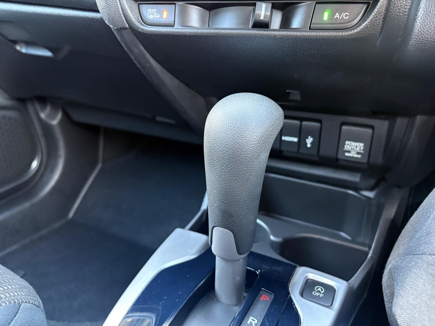 Used Honda Jazz 2016 for sale - 76632960: Photo 10